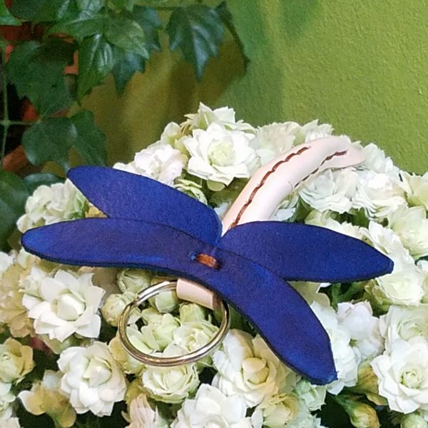 Keyrings - Dragonfly by Be Savage Crafted - Natural body, Blue wings