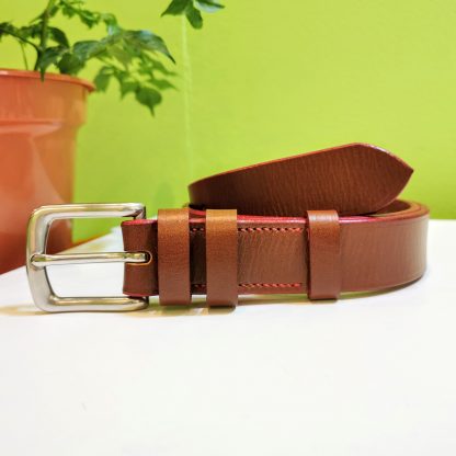 Belt - Essential Distressed Classic in Conker S2 Veg Tan Leather with Red Edge and Stitch on 114 Stainless Steel West End Buckle - head and tail